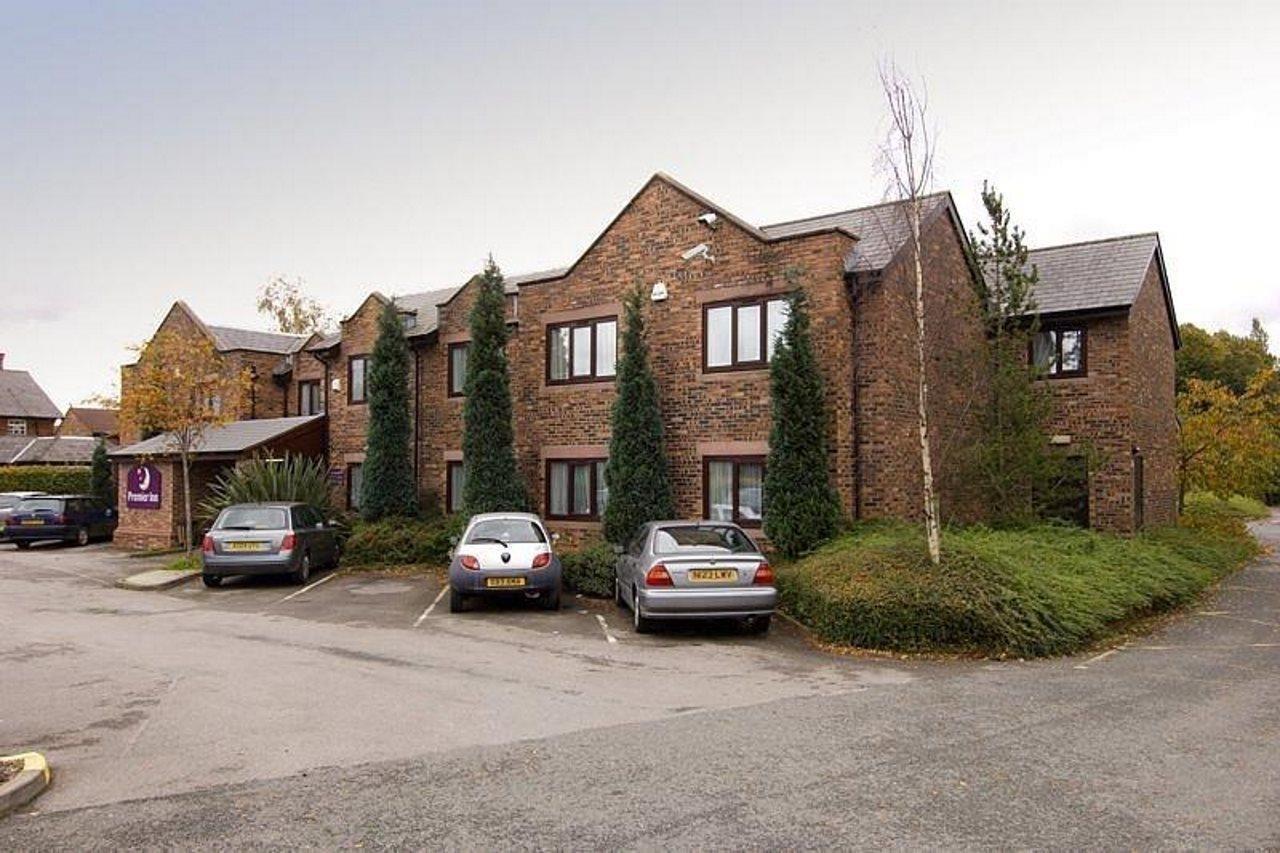 Premier Inn Warrington South Extérieur photo